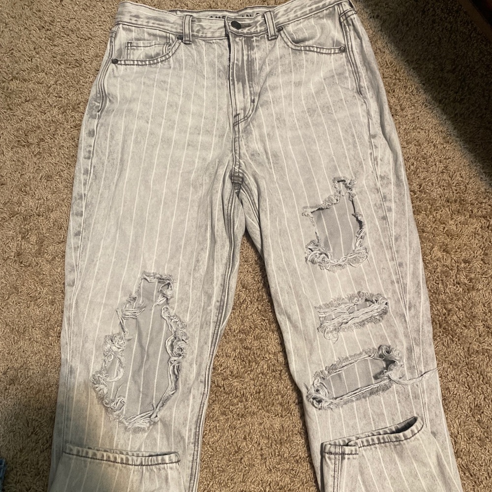 American eagle mom jeans